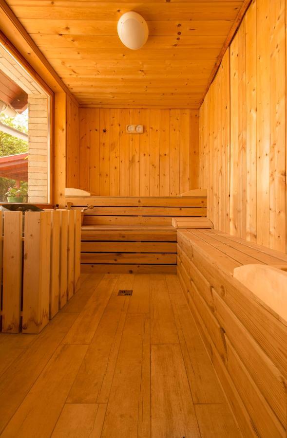Ponty-Lak Panzio Guest House Davod Exterior photo